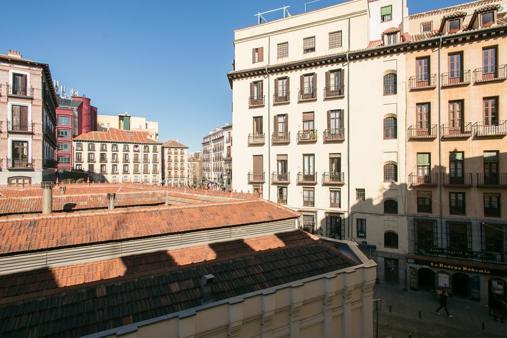 Hostal La Casa De La Plaza Madri Exterior foto